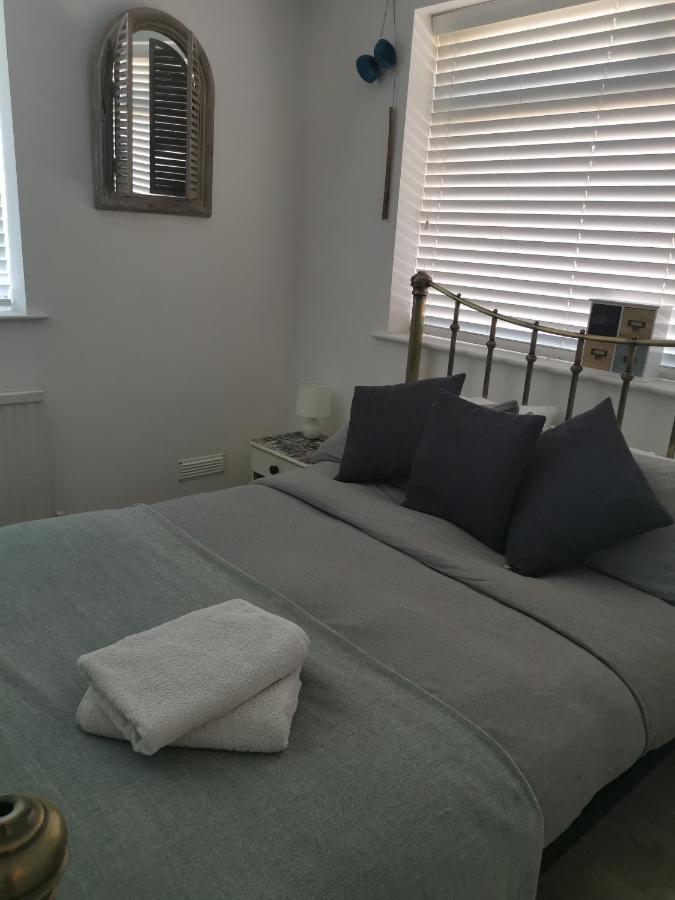 Bungalow With Parking, Near Preston Park Brighton Exteriör bild